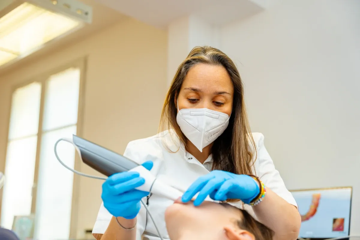 Orthodontiste Puteaux | Dr Deborah Wongeczowski